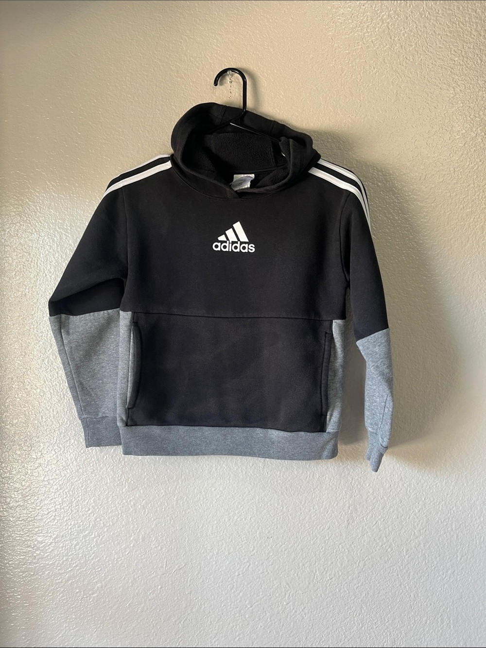 adidas Black Gray Logo Hoodie Sz S (8) Casual Outdoor lightweight workout Chic